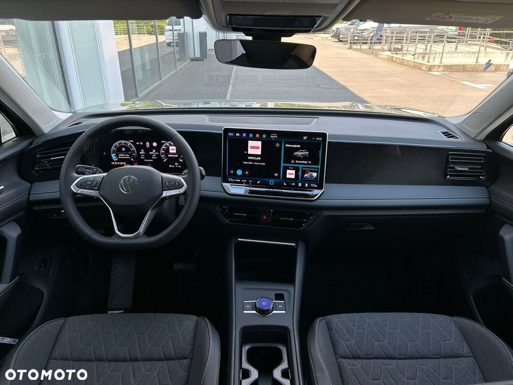 Volkswagen Tiguan - 5