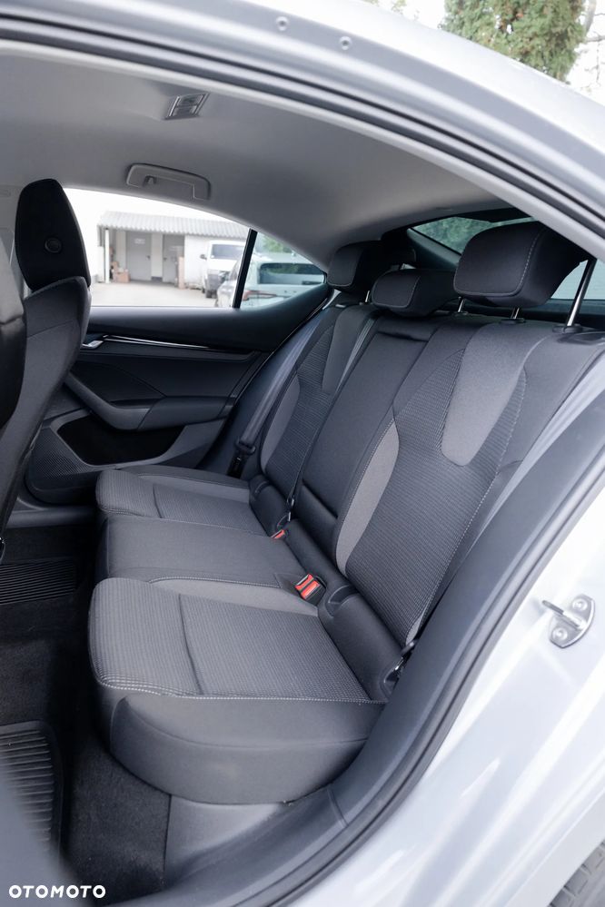 Skoda Octavia 1.5 TSI Business - 19
