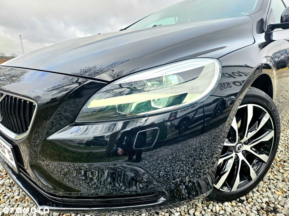 Volvo V40 T2 Linje Svart - 6