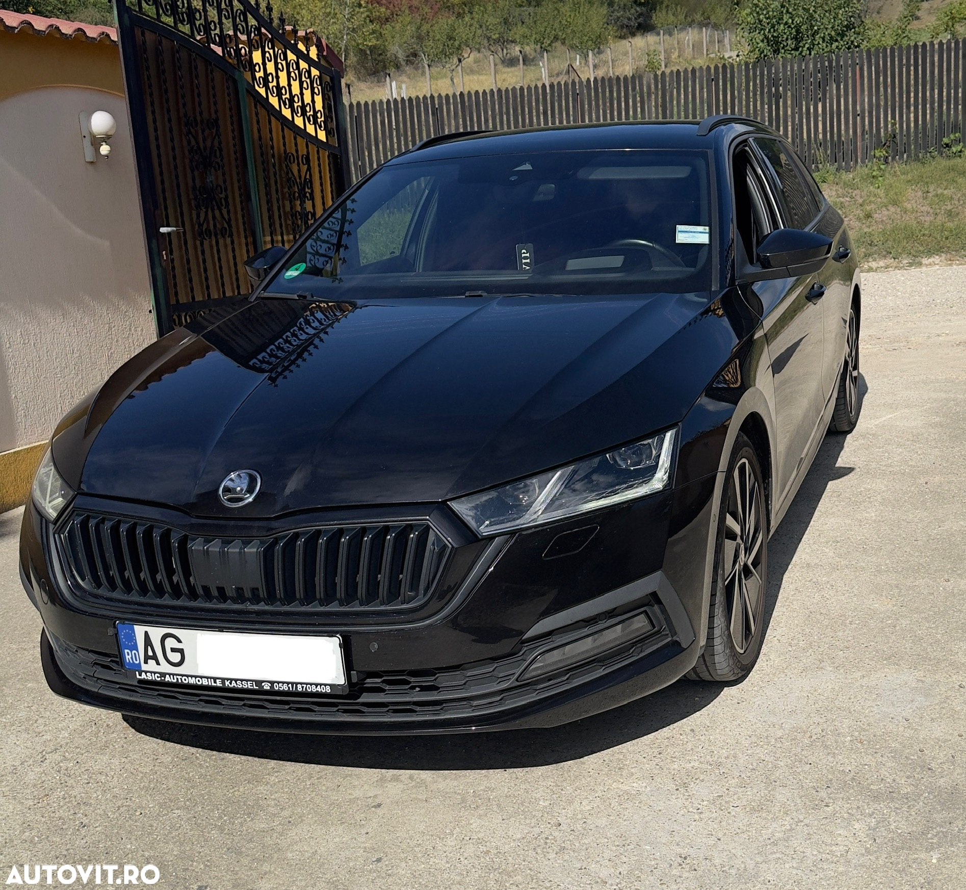 Skoda Octavia 2.0 TDI DSG Style - 3