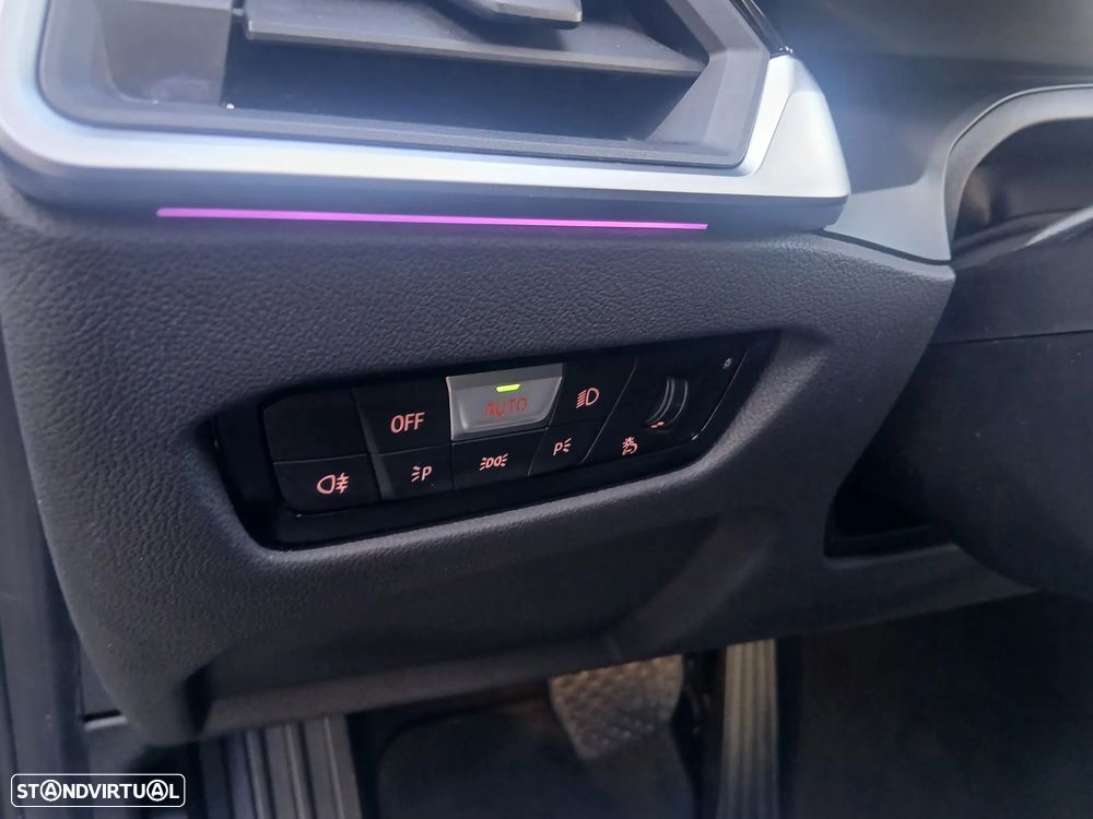 BMW 318 d Line Sport Auto - 37