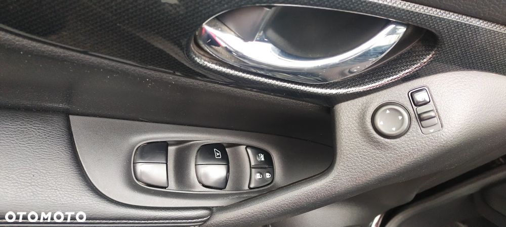 Nissan X-Trail 1.6 DCi ALL-MODE 4x4i N-Connecta - 7