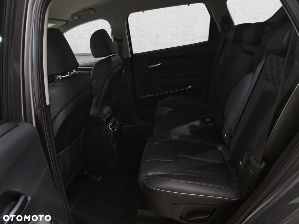 Hyundai Santa Fe - 12
