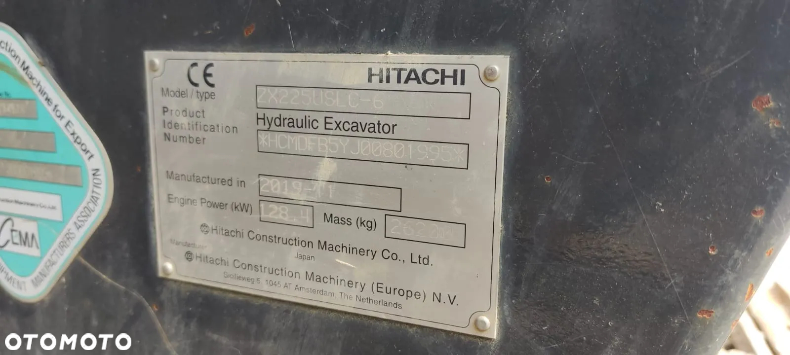 Hitachi ZX225 - 10