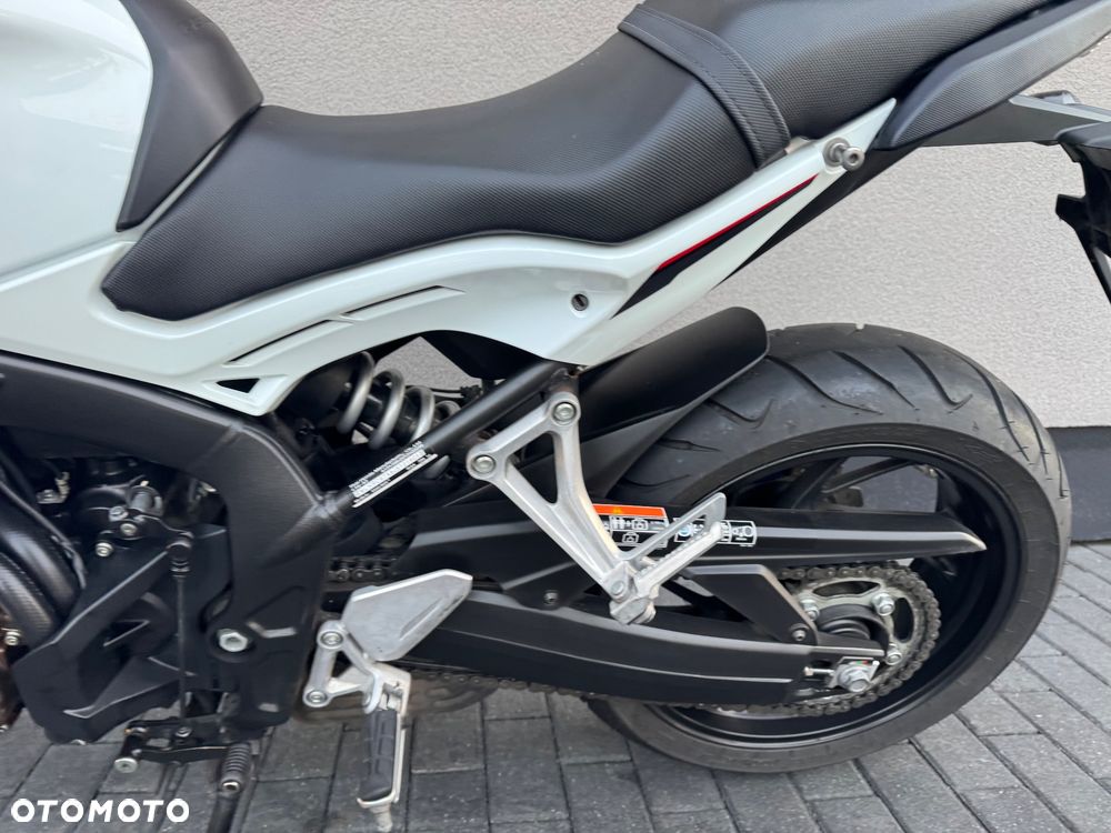 Honda CB - 18