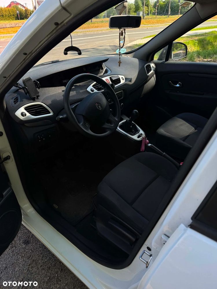 Renault Scenic 1.6 16V Authentique - 7