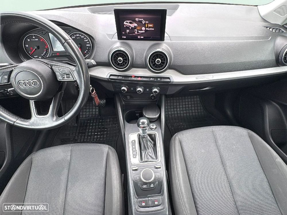 Audi Q2 30 TDI S tronic - 14