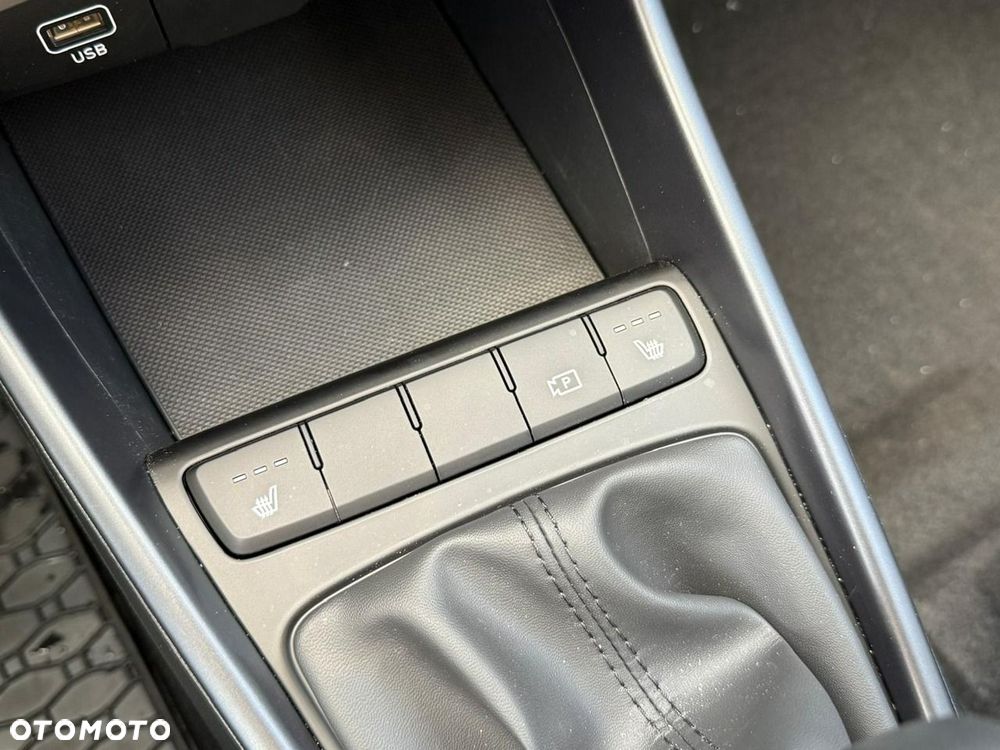 Hyundai Bayon - 20