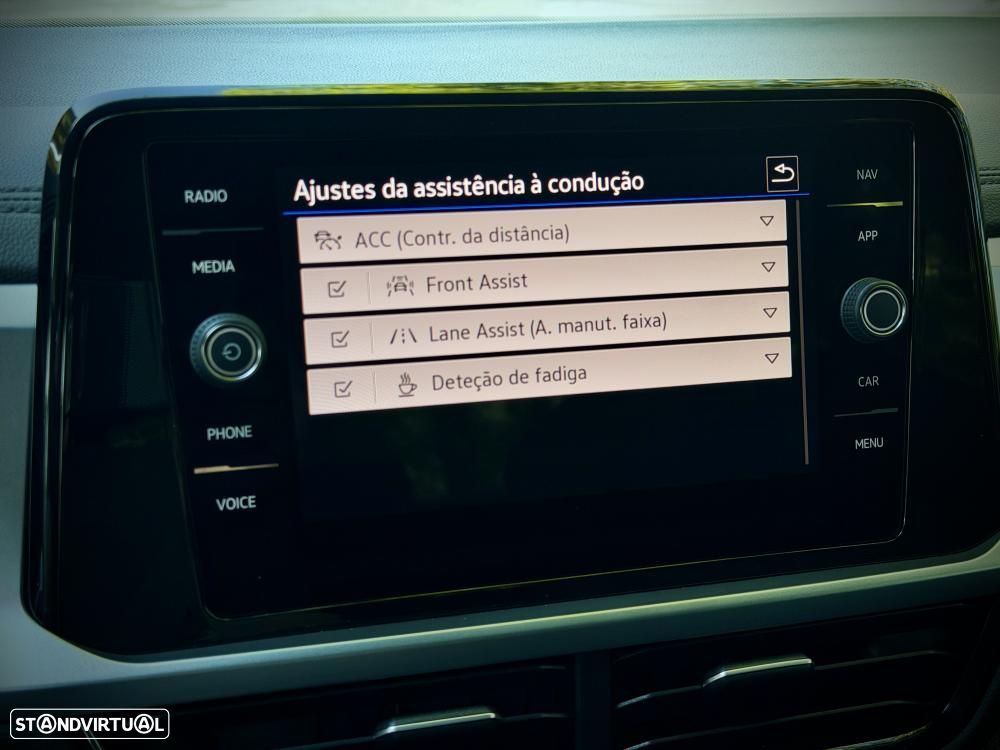 VW T-Roc 1.5 TSI Urban DSG - 14