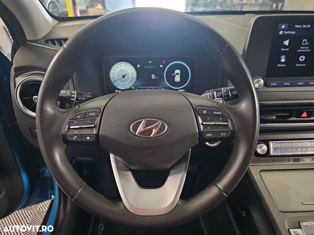 Hyundai KONA - 17