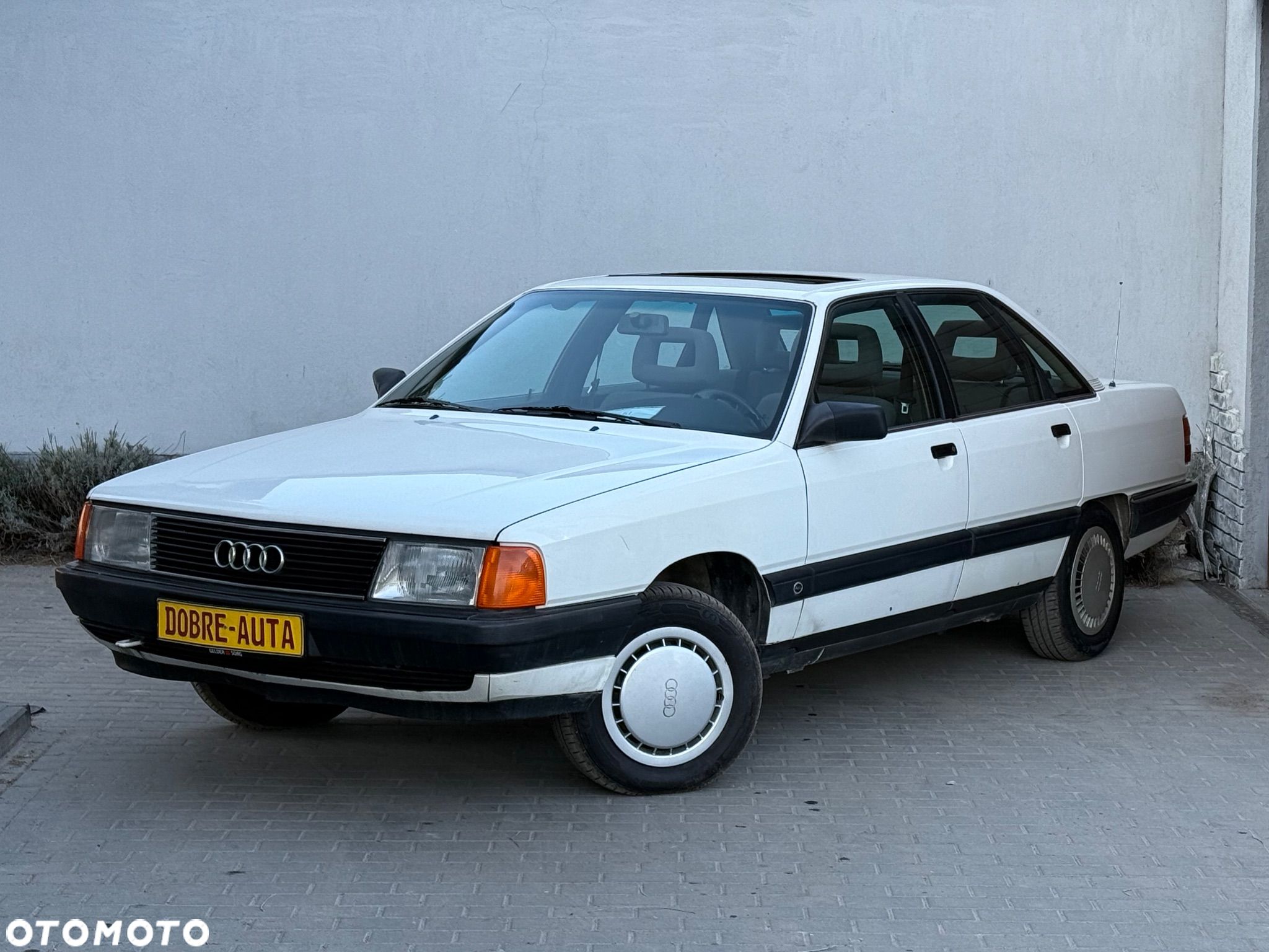Audi 100 Avant 1.8 E - 1