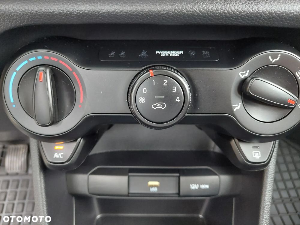 Kia Picanto 1.0 L - 19