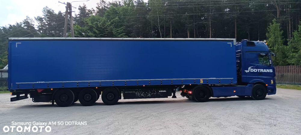 Mercedes-Benz ACTROS - 10