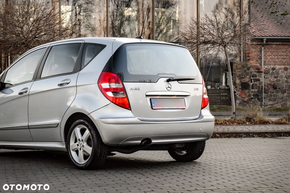 Mercedes-Benz Klasa A 180 CDI Elegance - 13