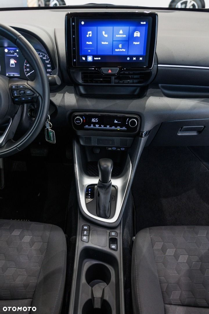 Toyota Yaris - 30