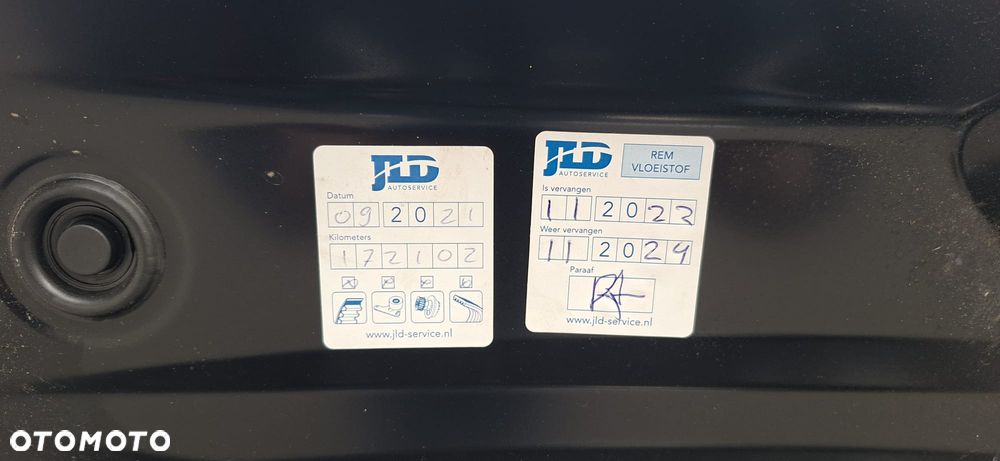 Audi A4 Avant 2.0 TDI design - 37