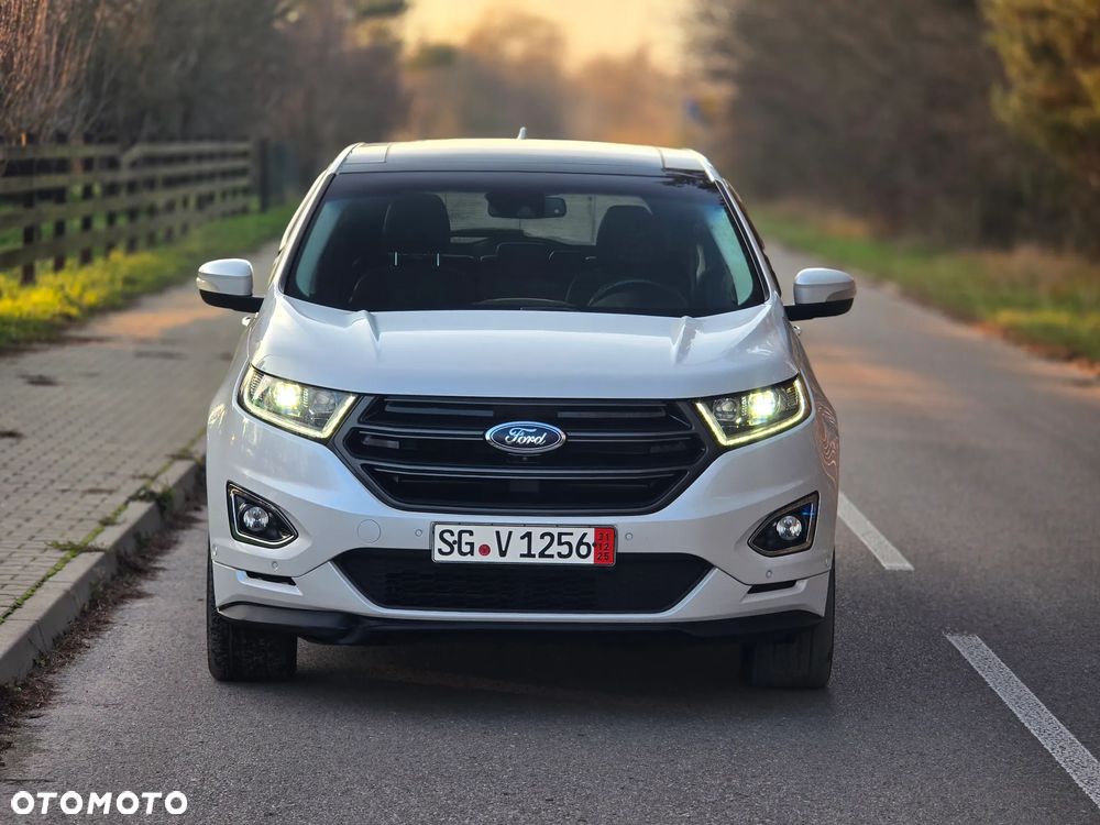 Ford Edge 2.0 TDCi Bi-Turbo 4x4 ST-LINE - 11