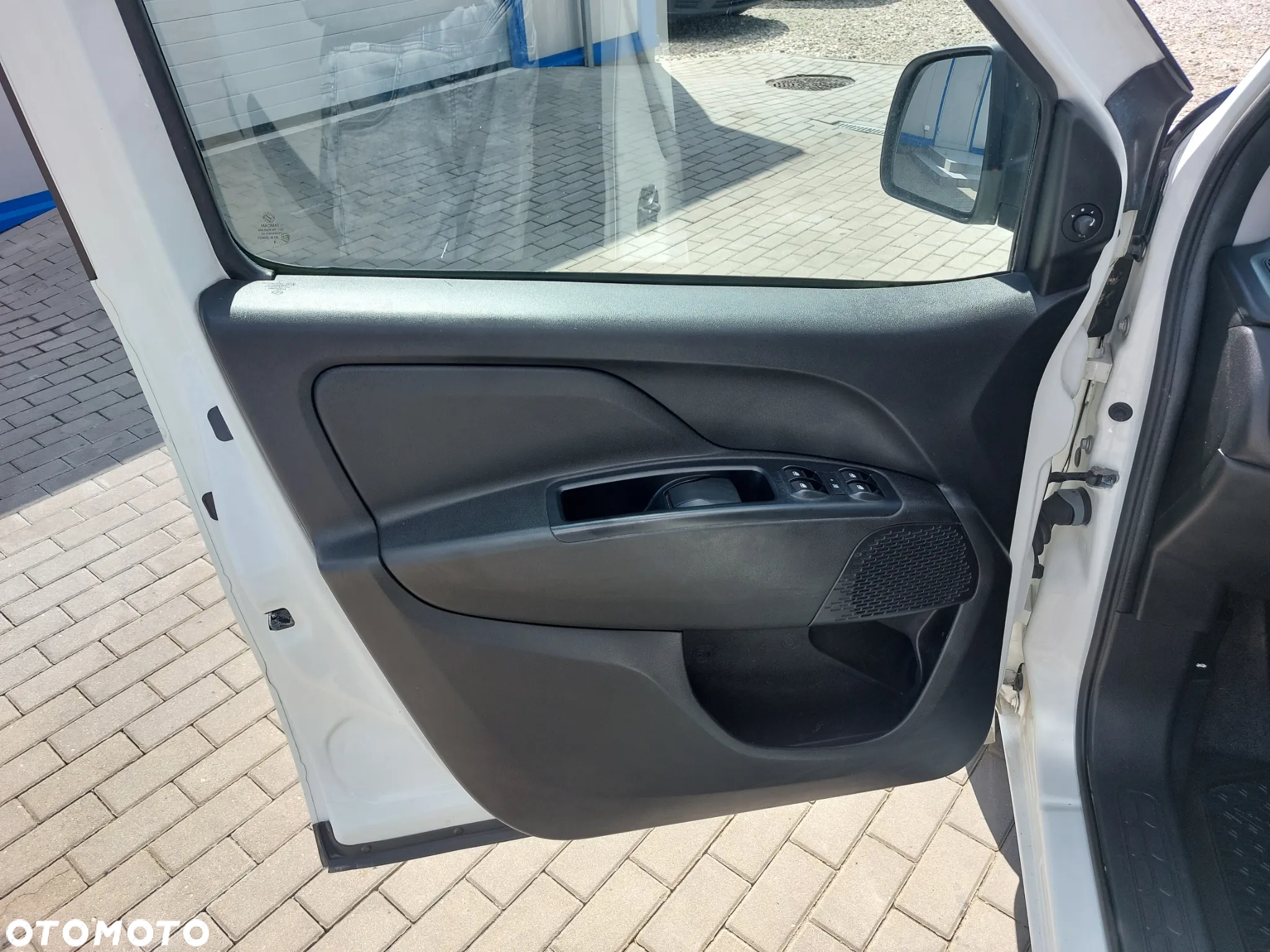 Fiat Doblo Maxi 1.6 MJ Dynamic - 10