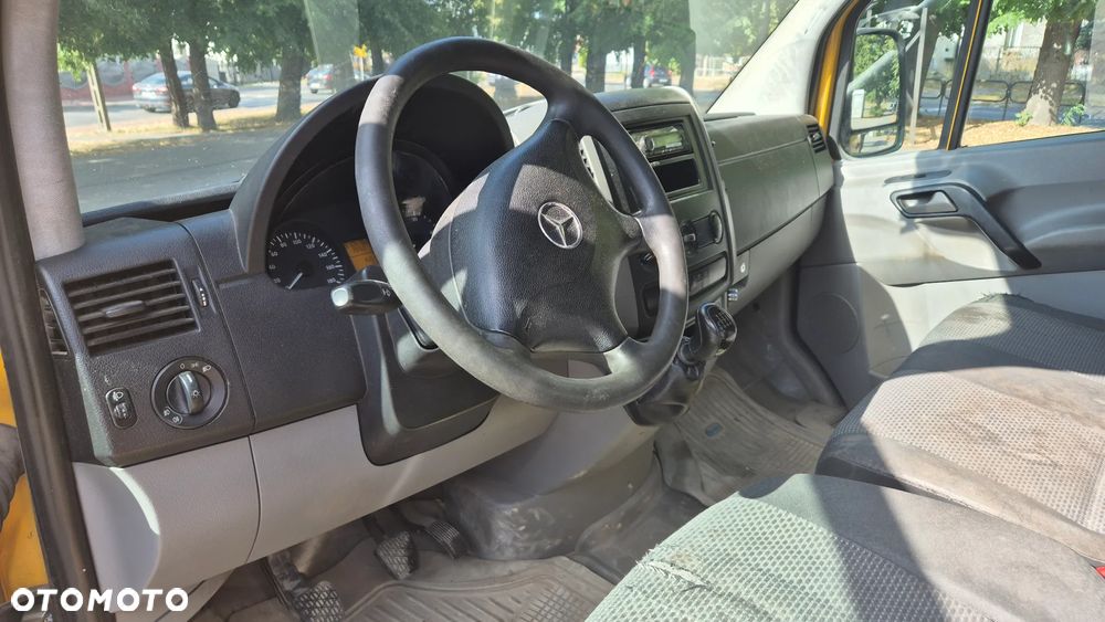 Mercedes-Benz SPRINTER - 12