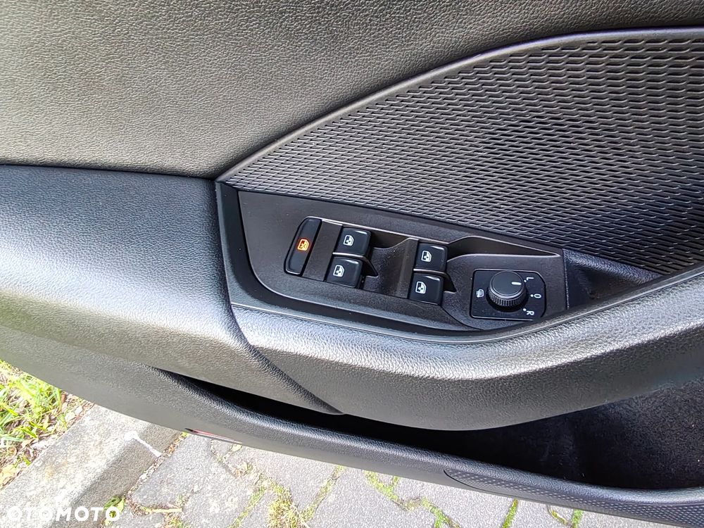 Skoda Octavia 2.0 TDI DSG Ambition - 25