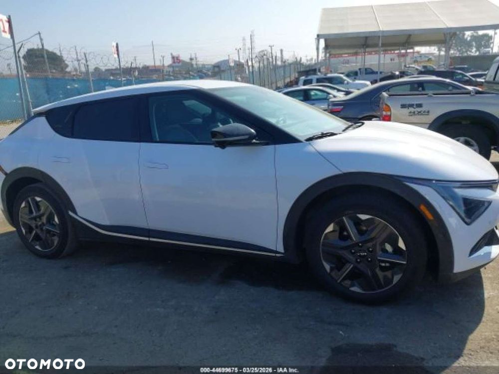 Kia EV6 - 6