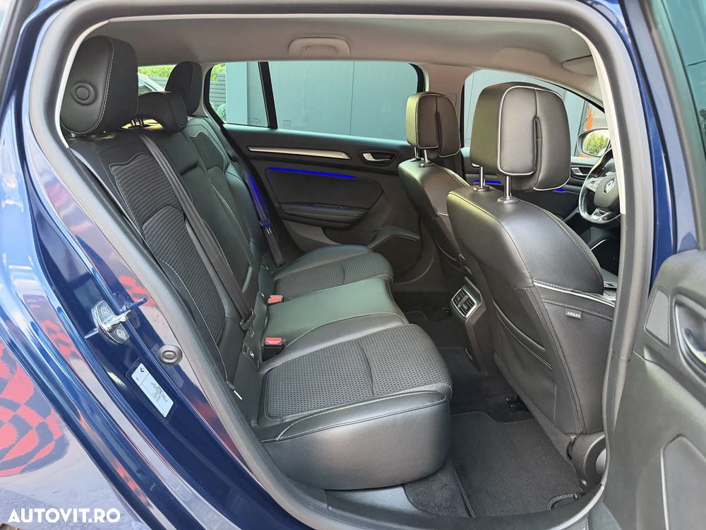 Renault Megane TCe 140 GPF BOSE EDITION - 12
