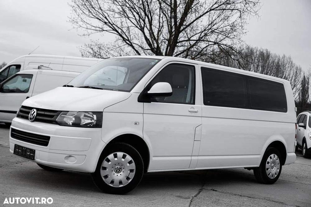 Volkswagen Caravelle - 1