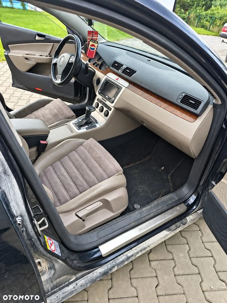 Volkswagen Passat 2.0 TDI DPF Comfortline DSG - 4