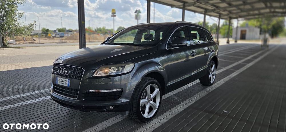 Audi Q7 3.0 TDI DPF quattro tiptronic - 1