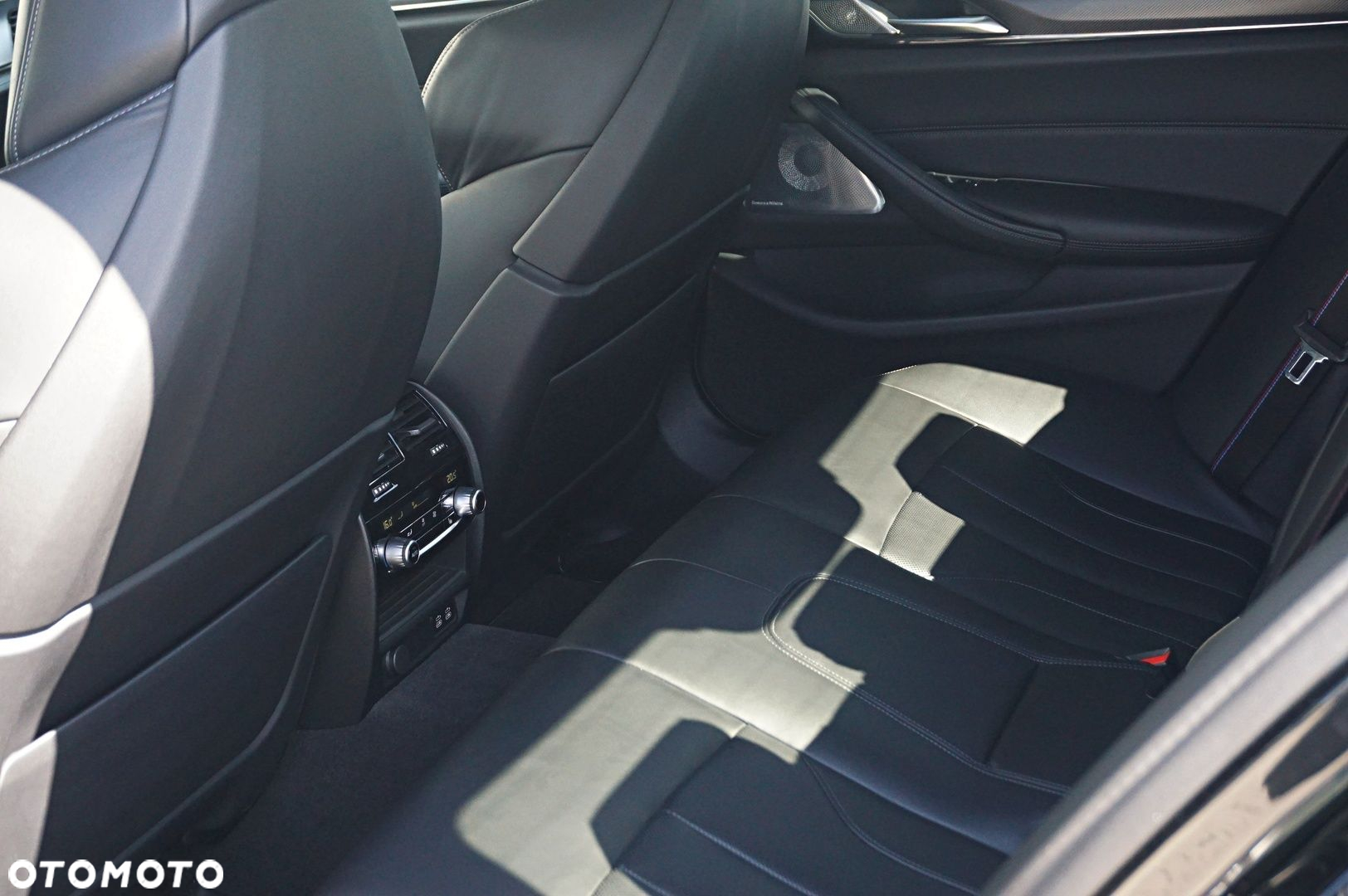 BMW M5 Competition - 10