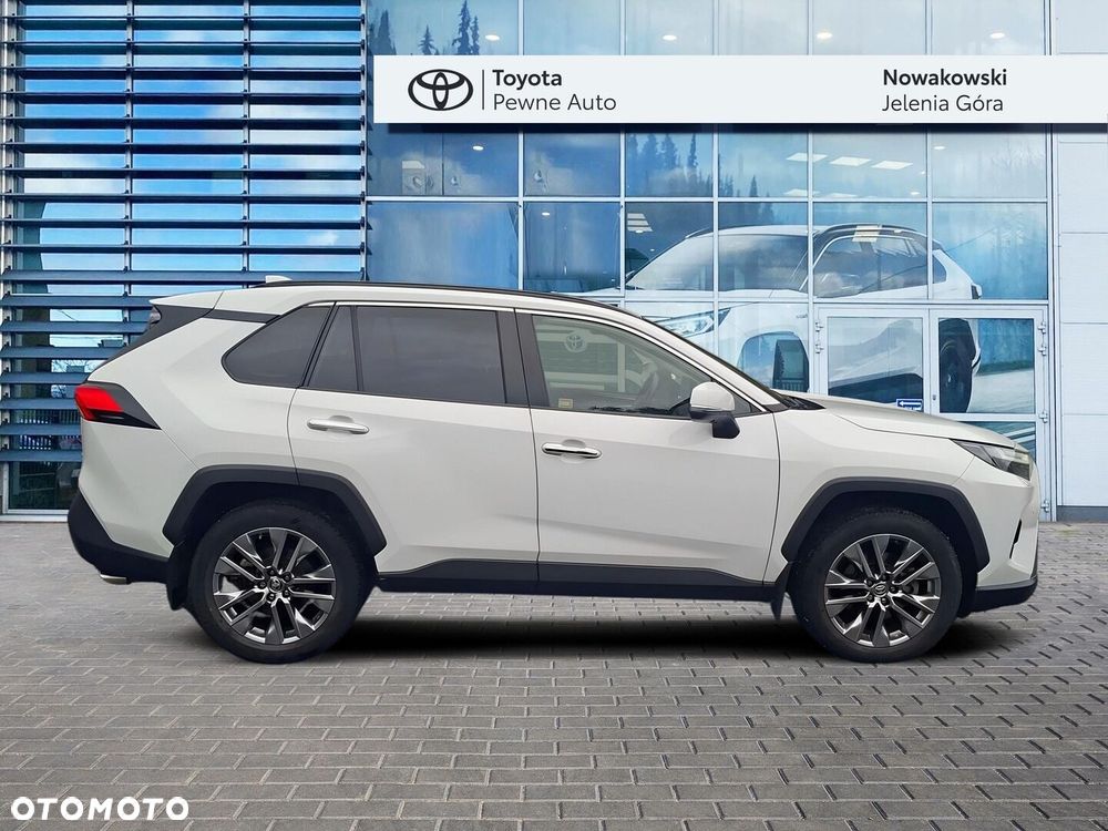 Toyota RAV4 - 4