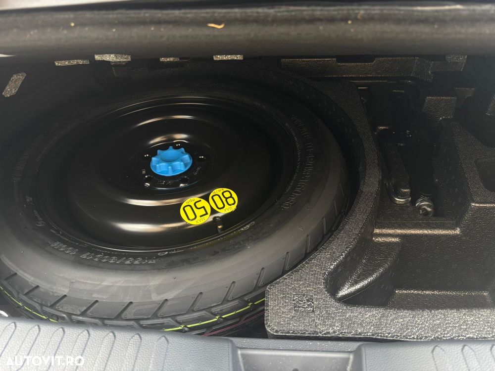 Toyota C-HR 1.8 HEV 140 CP 4x2 CVT Dynamic - 31