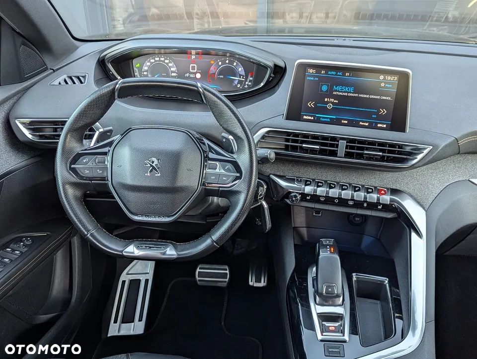 Peugeot 5008 THP 165 EAT6 Allure - 20