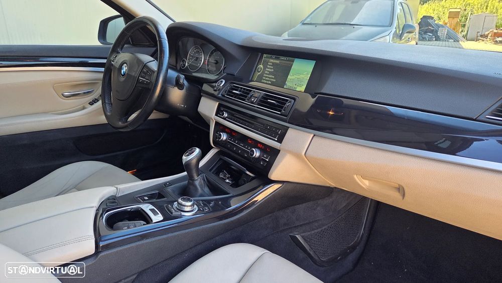 BMW 520 d Luxury Line - 17