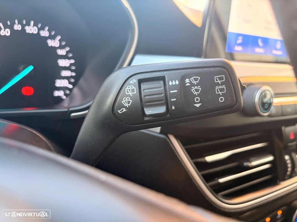Ford Focus SW 1.5 TDCi EcoBlue Connected - 27