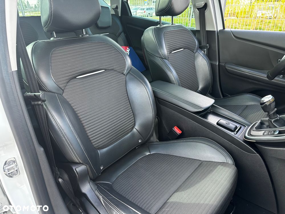 Renault Scenic 1.5 dCi SL Touch - 17