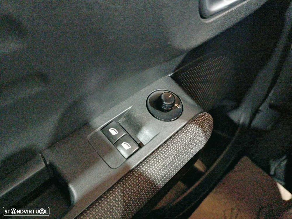 Citroën C3 Aircross 1.6 BlueHDi Shine - 20