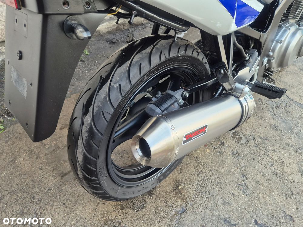 Suzuki GS - 19