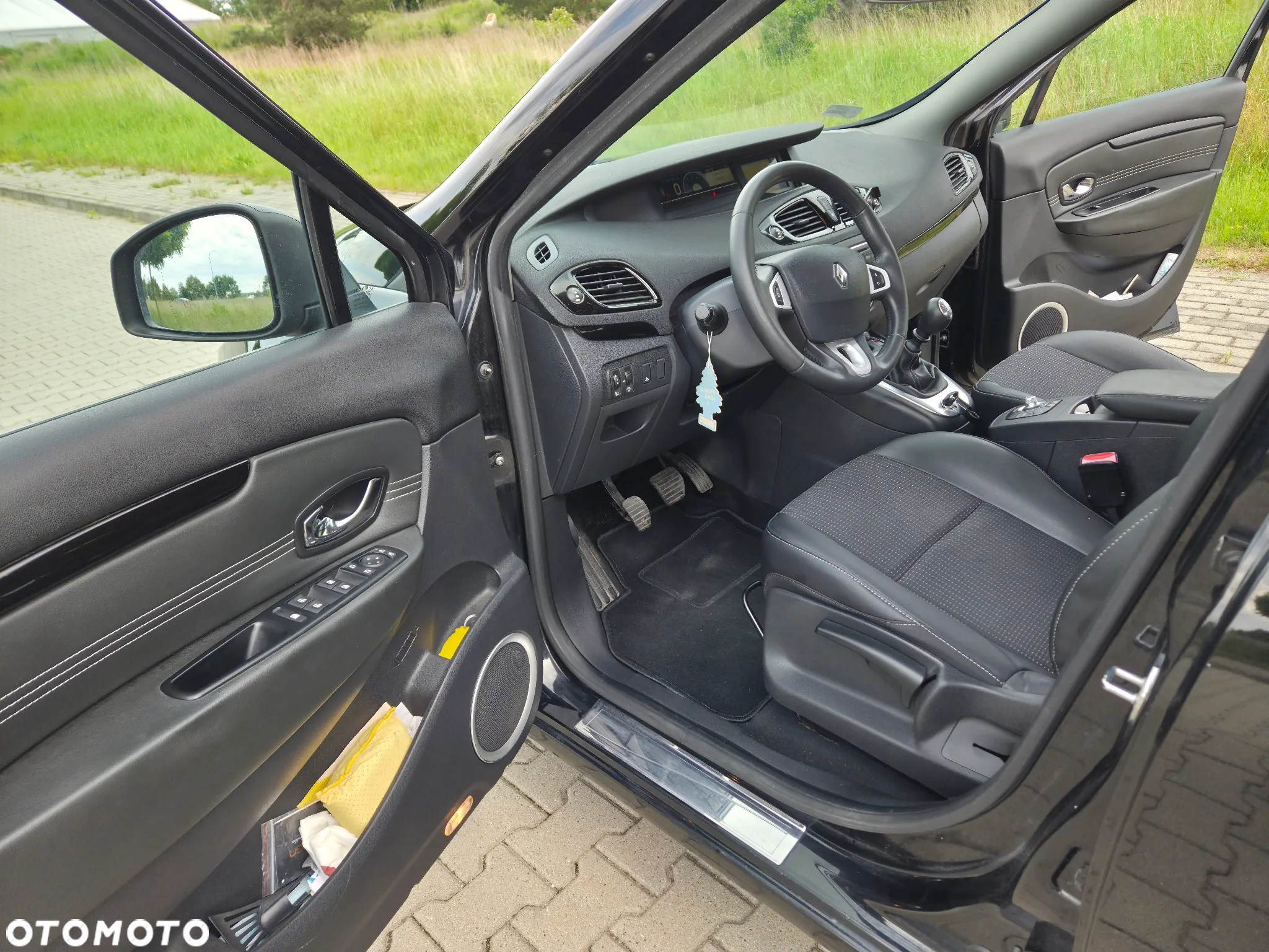 Renault Scenic dCi 110 LIMITED - 5