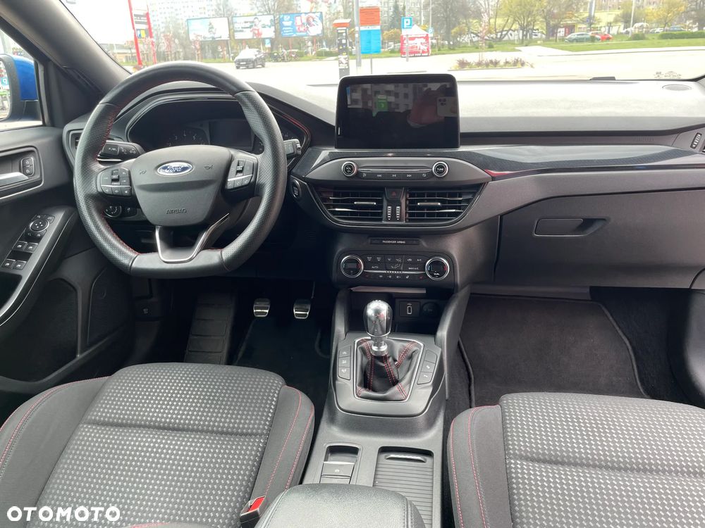 Ford Focus 1.0 EcoBoost ST-Line - 23