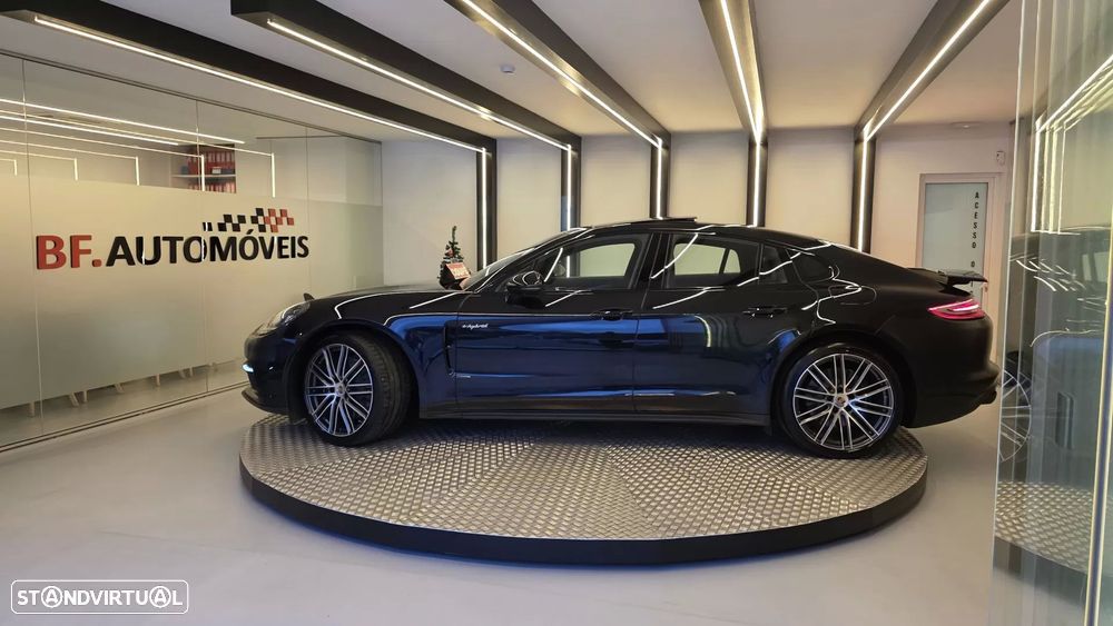 Porsche Panamera 4 E-Hybrid - 14
