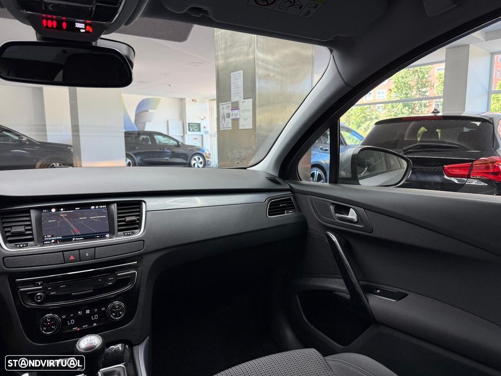 Peugeot 508 SW 1.6 BlueHDi Allure - 31