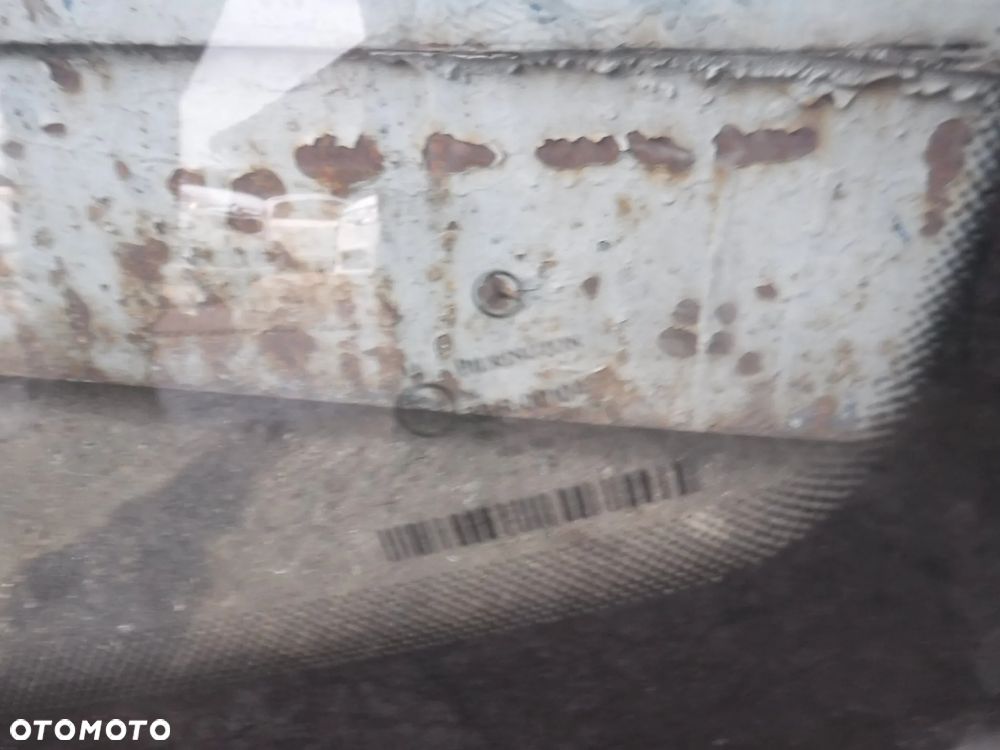 Mercedes C Klasa W203 szyba przod przednia czolowa orginalna - 2