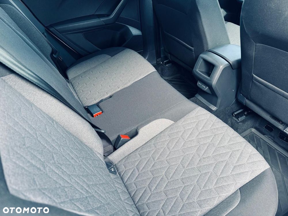 Volkswagen T-Cross - 18