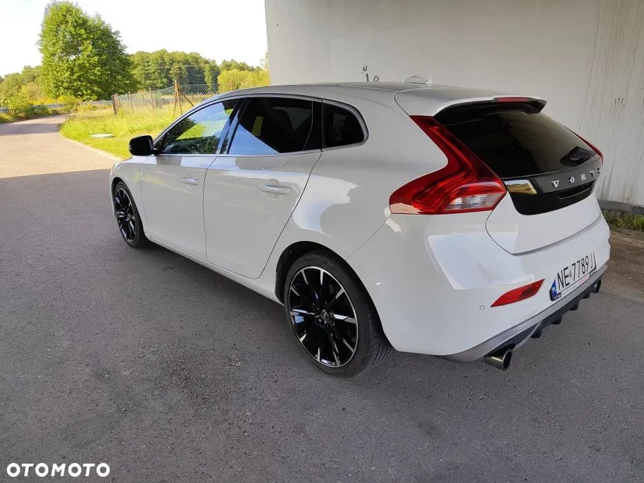 Volvo V40 D2 R-Design Summum - 4