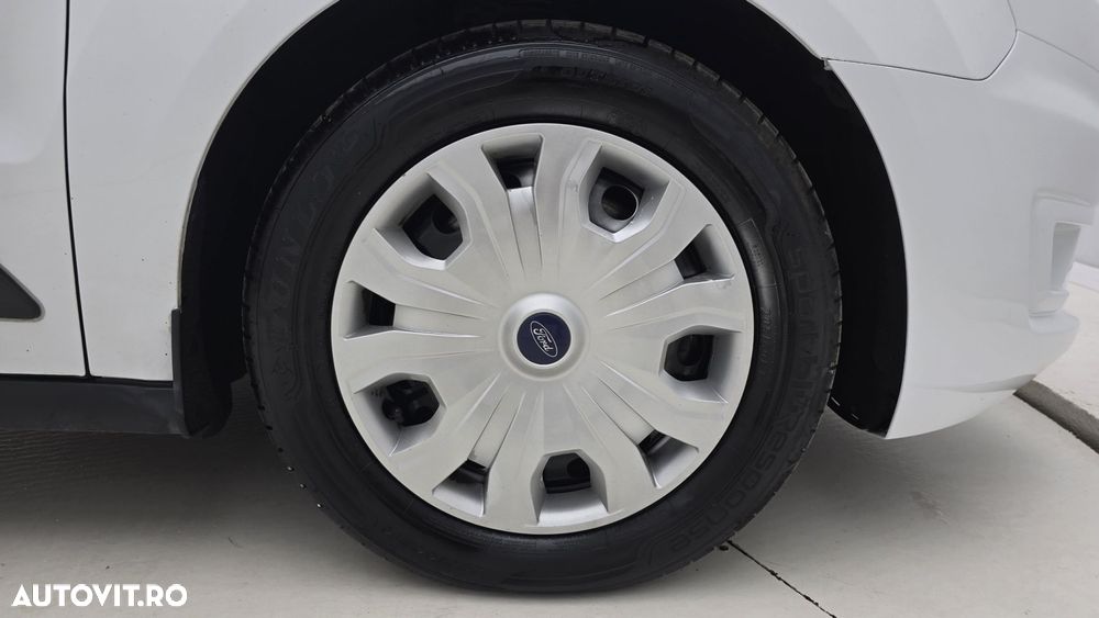 Ford Transit Connect - 23