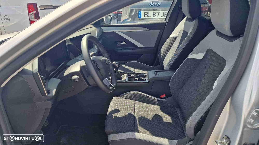 Opel Astra Sports Tourer 1.2 T Edition - 5