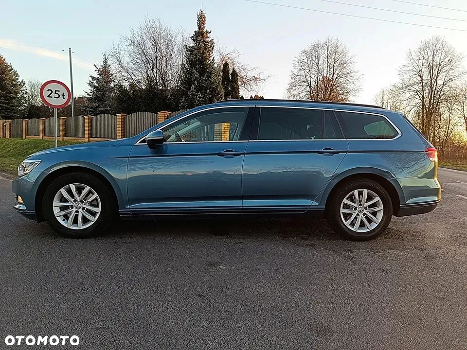 Volkswagen Passat - 10