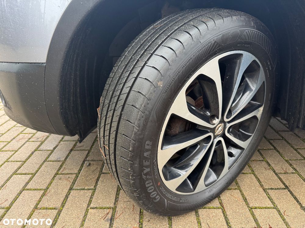 Nissan Qashqai 1.6 Tekna - 27