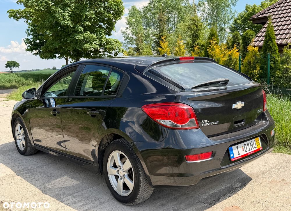 Chevrolet Cruze 1.6 LT - 20